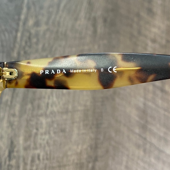 PRADA SPR 07P 7S0 9S1 Sunglasses Tortoise - Picture 6 of 7